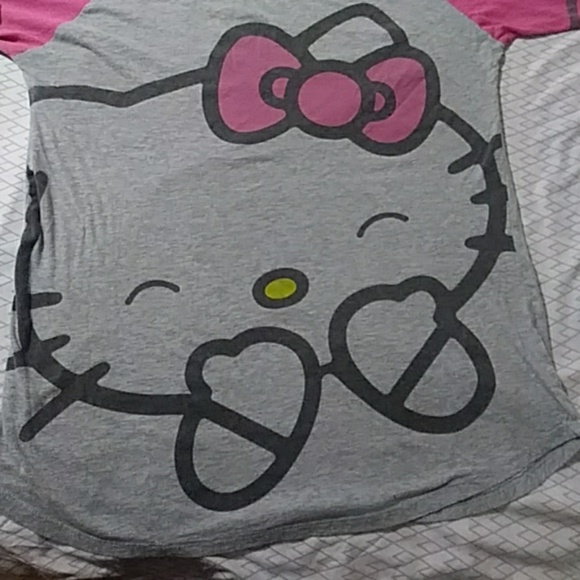 Hello kitty XL shirt - Picture 2 of 3
